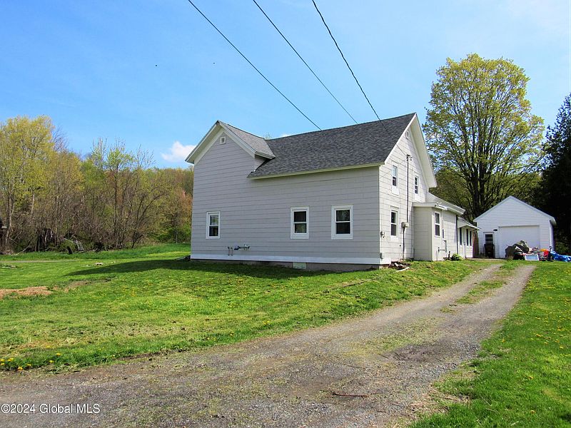 3rd image of 69 Hakes Road