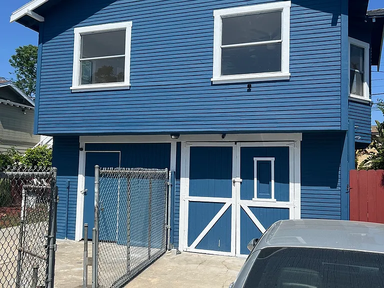 760 Temple Ave #C — Photo 10