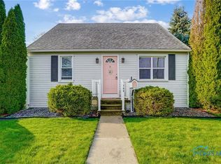 700 Fernwood Ave, Delta, OH 43515
