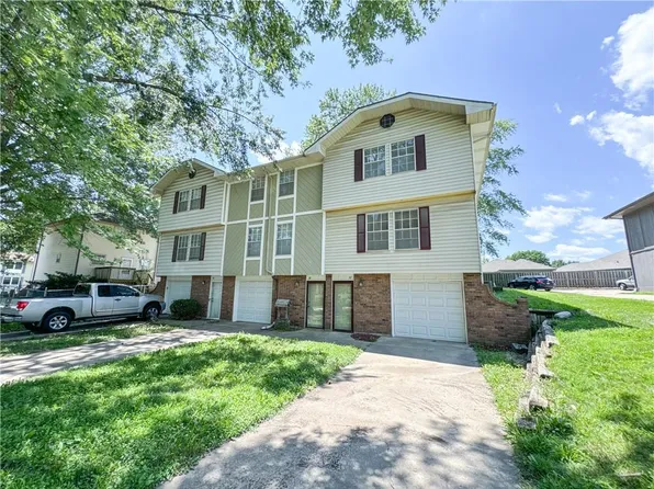 313-317 NW 3rd St, Blue Springs, MO 64014