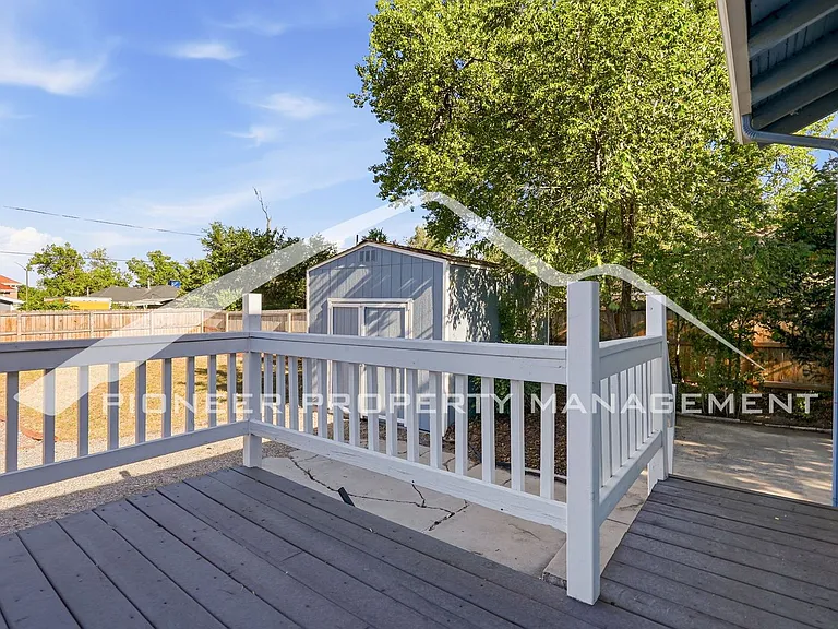 44 Julian St — Photo 26