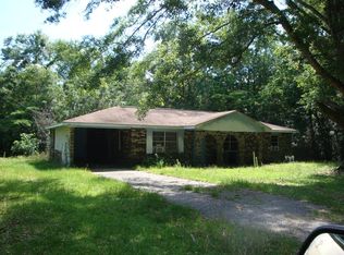 12 Barnett Rd, Picayune, MS 39466