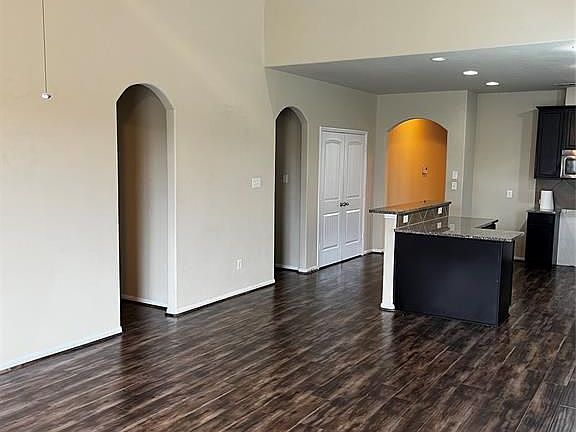 5th image of 3114 Bainbridge Hill Ln