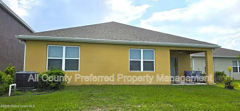 4 bed, 2.0 bath, 1830 sqft, $2,150 — Photo 3