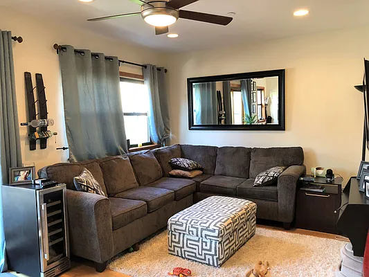 Rented by OvCo Realty | media 18