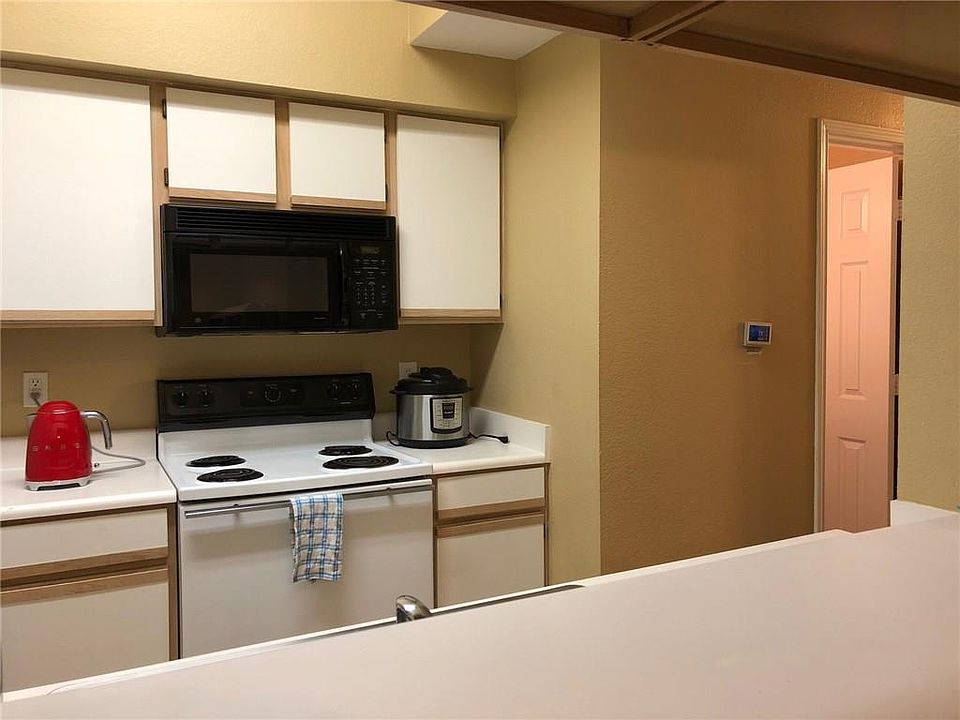 1st image of 3212 Donnelly Cir APT 501