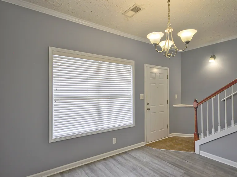 70 John Sevier Ave — Photo 3