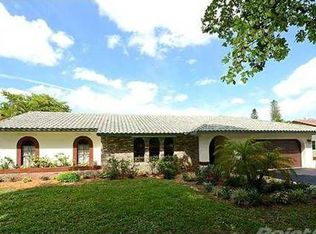2591 NW 87th Dr, Coral Springs, FL 33065
