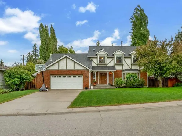 411 N Wilderness Pl SE, Calgary, AB T2J 2G4