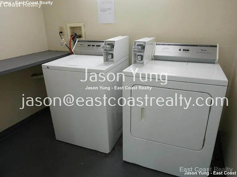64 Woodstock Ave #4 — Photo 20
