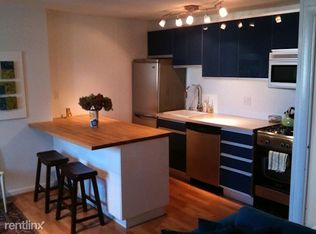 132 W Concord St, Boston, MA 02118