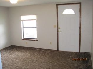 903 5th Ave NW, Miami, OK 74354