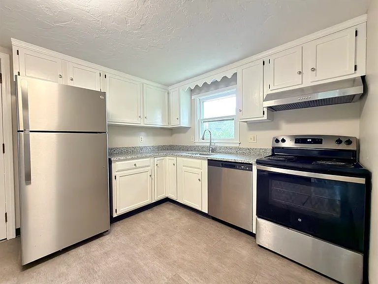 1 Annaberry Ln #1A — Photo 7