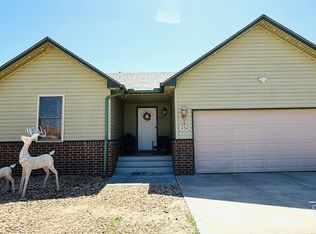 434 Tamarack Ln, Liberal, KS 67901