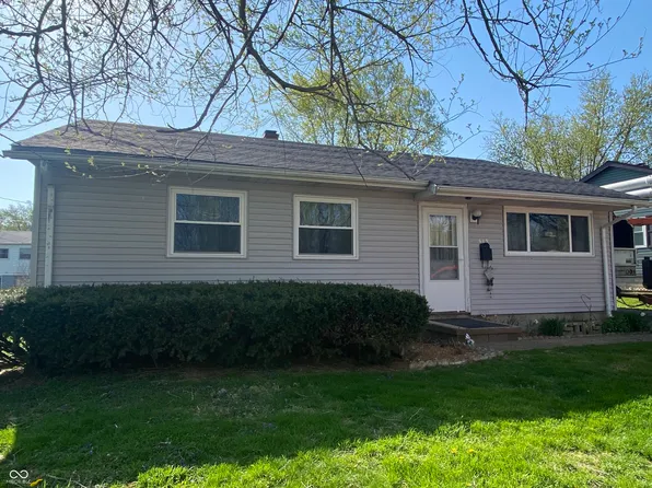 613 Crescent Dr, Greencastle, IN 46135