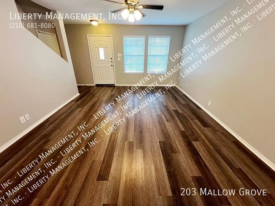 Move-in Ready 4 Bed, 3 Bath — Photo 4