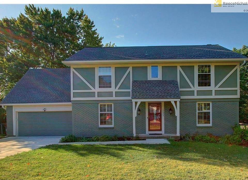 Welcome Home! New Exterior Paint, New Driveway & Sidewalk.