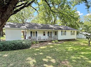 16610 S 1375th Rd, Nevada, MO 64772