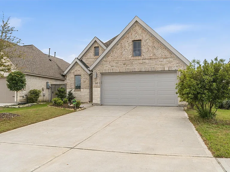 29427 Mesquite Oaks Dr — Photo 2