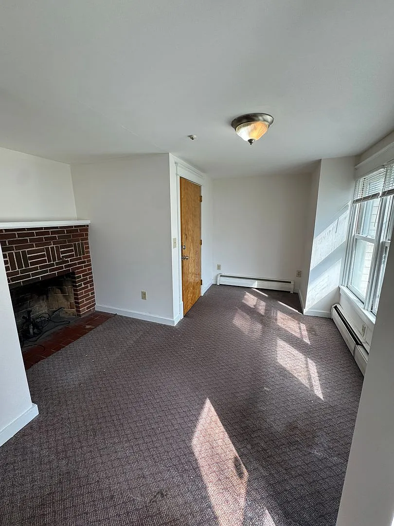 187 North Main St. — Photo 3