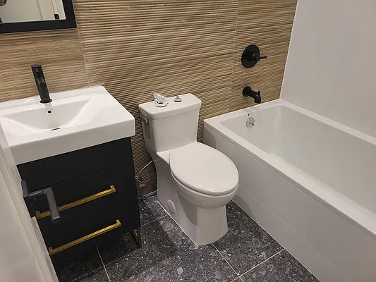 Rented by The Hamilton Group | media 20