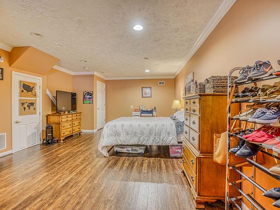 Lower Level 3rd Bedroom