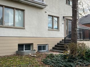 109 York Downs Dr, Toronto, ON M3H 2G6
