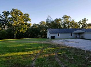 810 W Bittersweet Rd, Washington, IL 61571