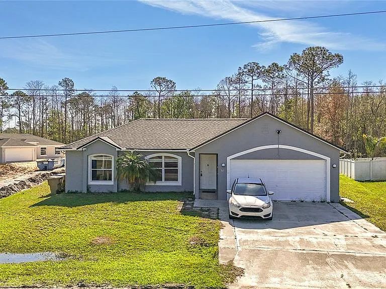 37 Peterlee Ct — Photo 1
