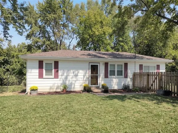 31376 Old Kansas City Rd, Paola, KS 66071