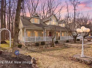 12471 Northern Woods Cir, Freeland, MI 48623