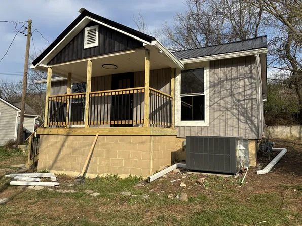 2717 Addison Dr, Knoxville, TN 37918