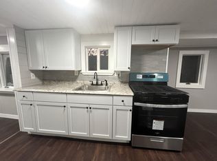 178 W Main St #6, Niantic, CT 06357