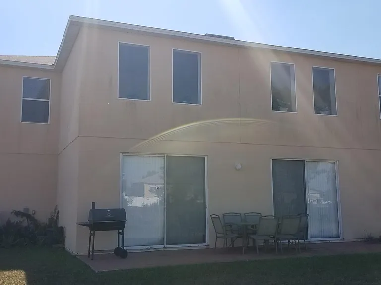148 Columbia Dr — Photo 3