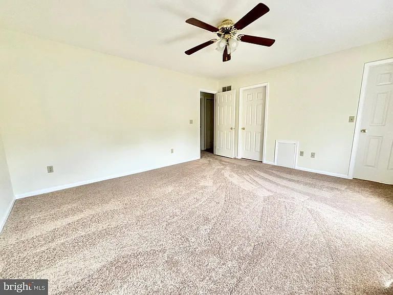 501 Falcon Dr — Photo 22
