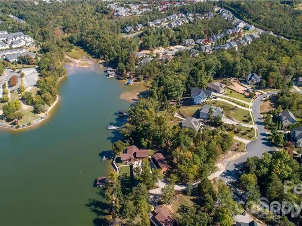 353 Calming Way, Tega Cay, SC 29708