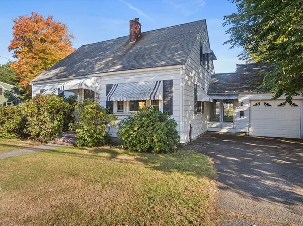 40 Beach St, Woburn, MA 01801