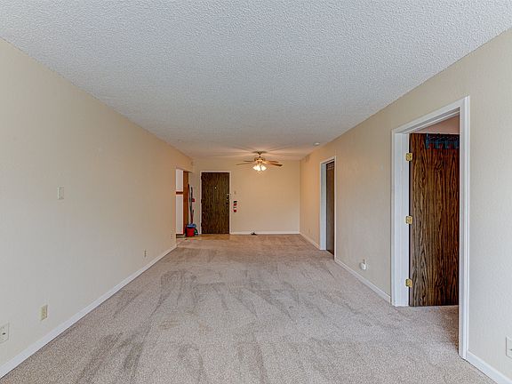 5th image of 925 1st Ave N