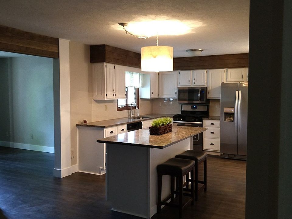New kitchen with island