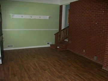 http://www.propertyboss.net/CustomerImages/SWEYER_71385/media/Properties/214%20Long%20Leaf%20Acres%2