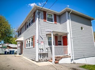 11 William St, Lawrence, MA 01841