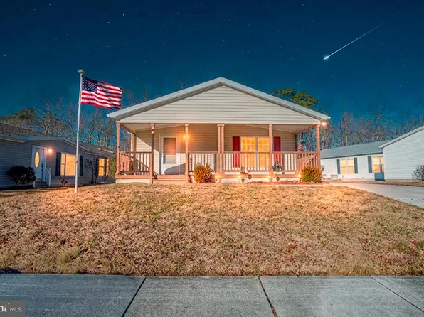 74 Knollwood Dr, Mays Landing, NJ 08330