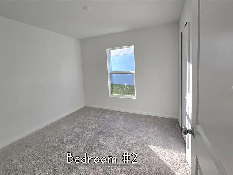5034 Barnet Dr — Photo 8