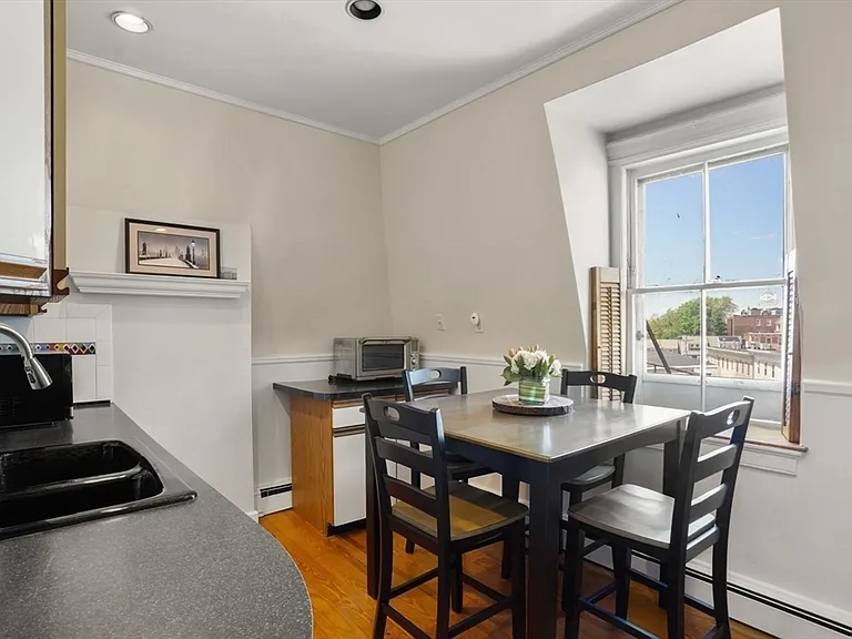 52 Sullivan St #3 — Photo 9