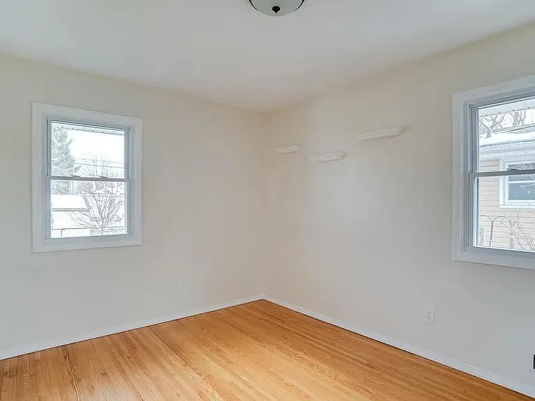 6829 Thomas Ave S — Photo 17