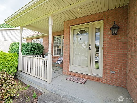 4th image of 3233 Village Dr