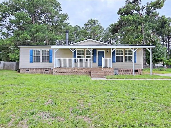 2506 Danahey Dr, Raeford, NC 28376