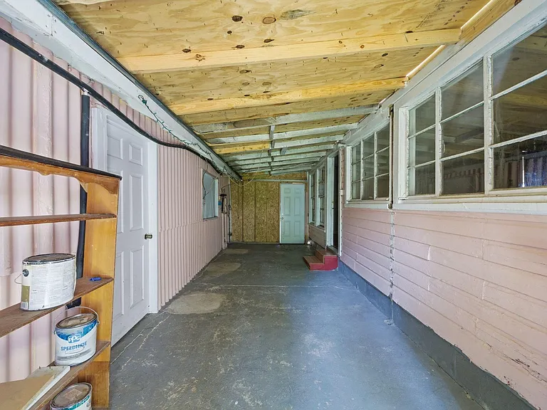 410 Live Oak St — Photo 18