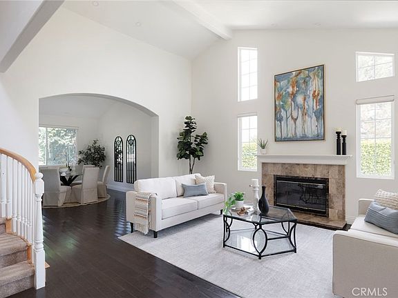 5th image of 24589 Lola Ln