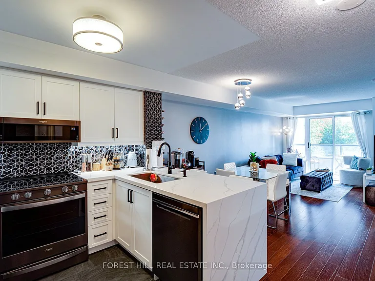 30 N Park Rd #214 — Photo 7